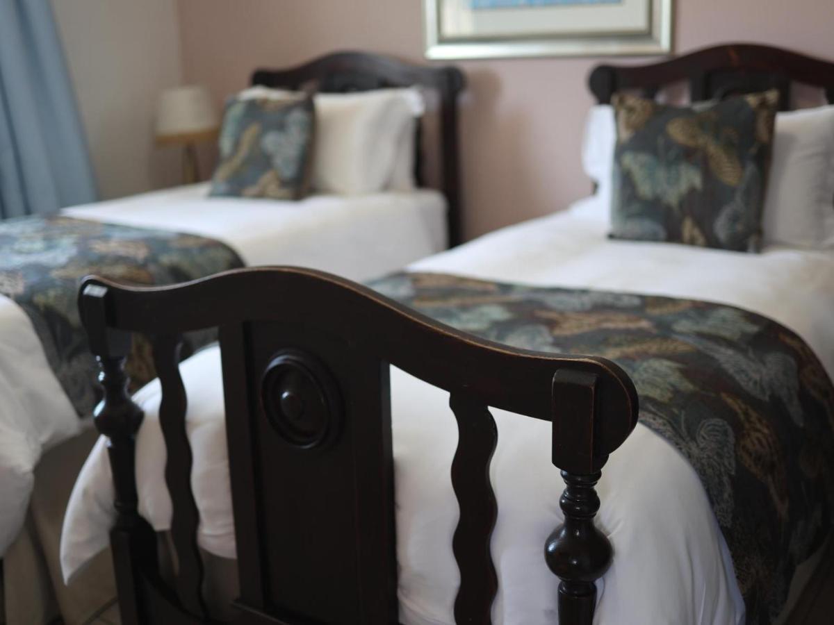The Boston Guest House Bellville Pokoj fotografie